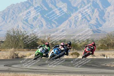 media/Dec-07-2025-CVMA (Sun) [[3e7d2de5dc]]/Race 16-Formula Middleweight/